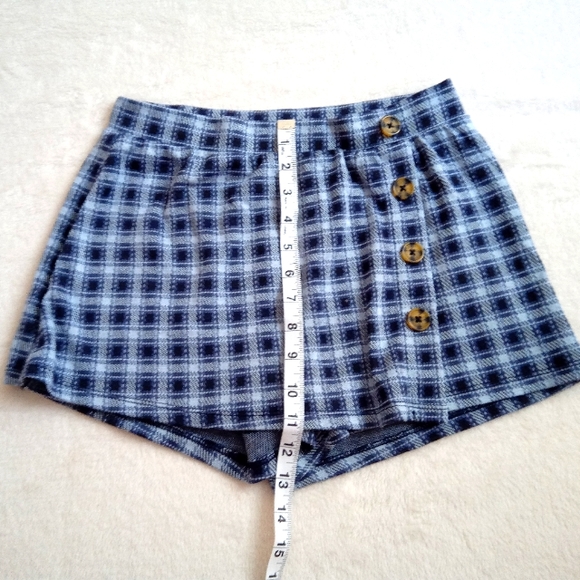 ULTRA FLIRT - NWOT Blue Plaid Skirt Skort w/Button Wrap Detail Shorts Un… - Picture 5 of 8